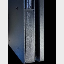 Brugt PlayStation 4 Slim Konsol: 500GB HDD