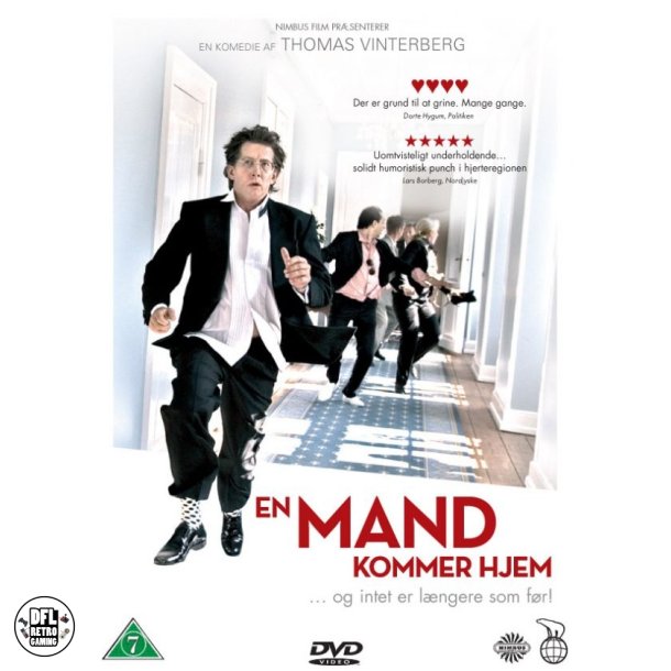 En mand kommer hjem